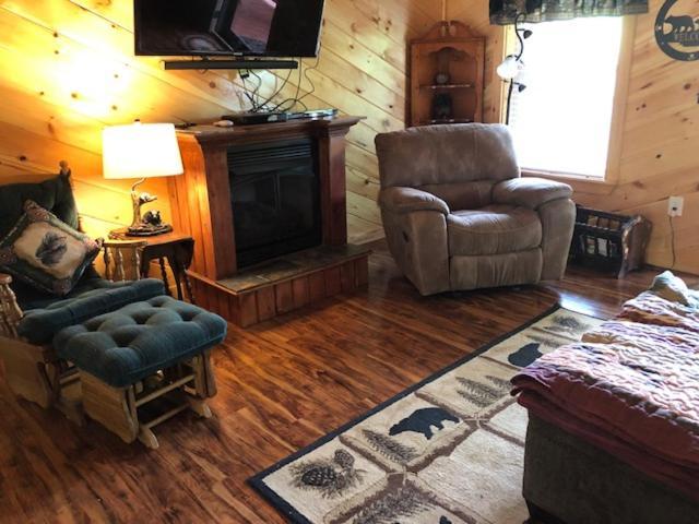 Villa Moonlight Woods Cabin. Beautiful & Relaxing. Sevierville Exterior foto