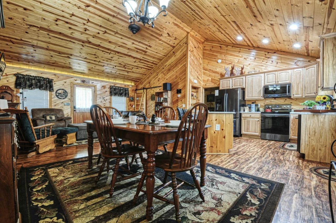 Villa Moonlight Woods Cabin. Beautiful & Relaxing. Sevierville Exterior foto